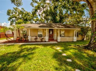 4826 Holiday Dr, Tampa, FL 33615