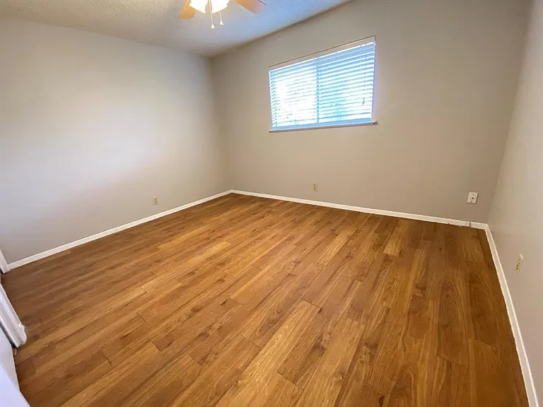 11200A Renel Dr — Photo 13