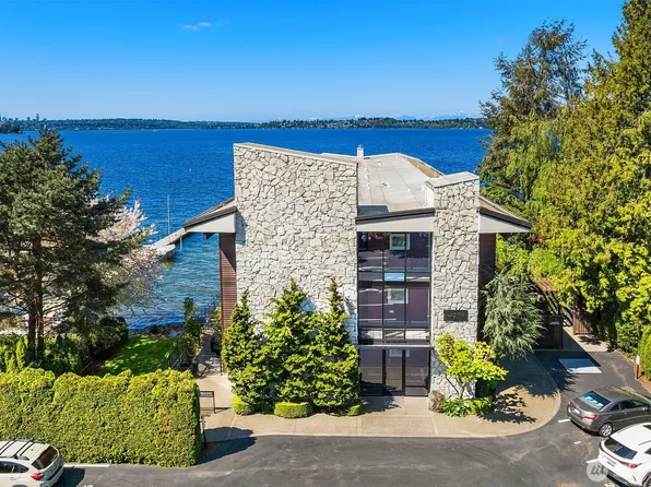 6201 Lake Washington Boulevard NE #203, Kirkland, WA 98033