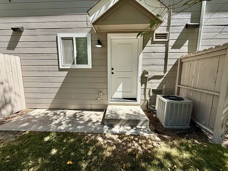 1243 High School St #T — Photo 3