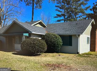 207 S Peters St, Claxton, GA 30417
