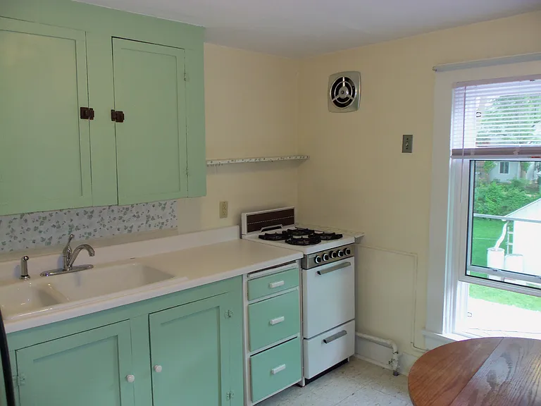 gas stove