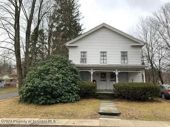 251 Riverside Dr, Factoryville, PA 18419