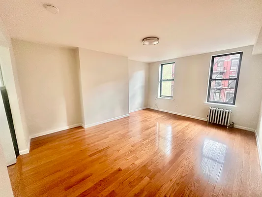 Rented by Compass | media 8