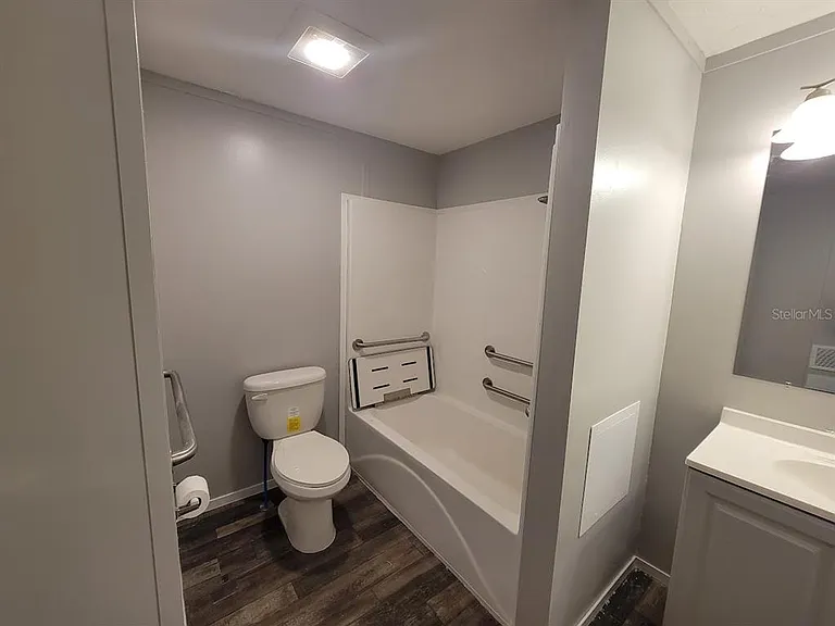 5700 Holiday Park Blvd — Photo 11