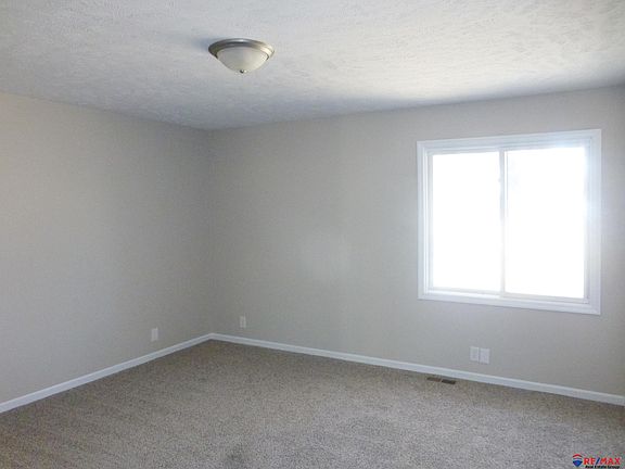 5th image of 1712 N 146th St