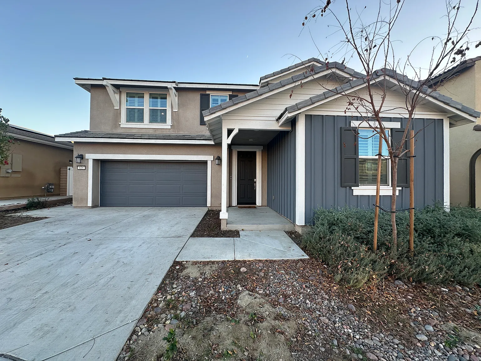 4 bed, 2877 sqft, $3,700 — Photo 1