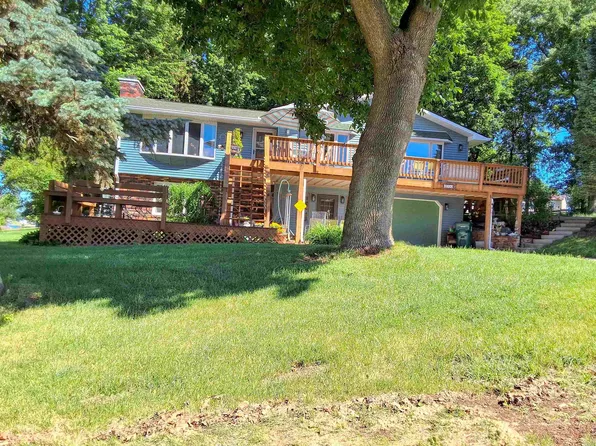 4-142R Beachcomber Ln, Lanark, IL 61046