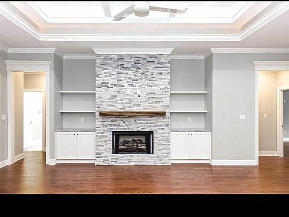 2nd image of 2230 Ten Oaks Dr