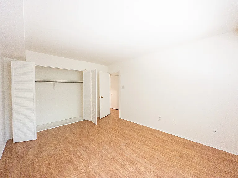 Court Commons — Photo 7