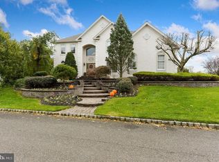 116 Muirfield Ct, Moorestown, NJ 08057