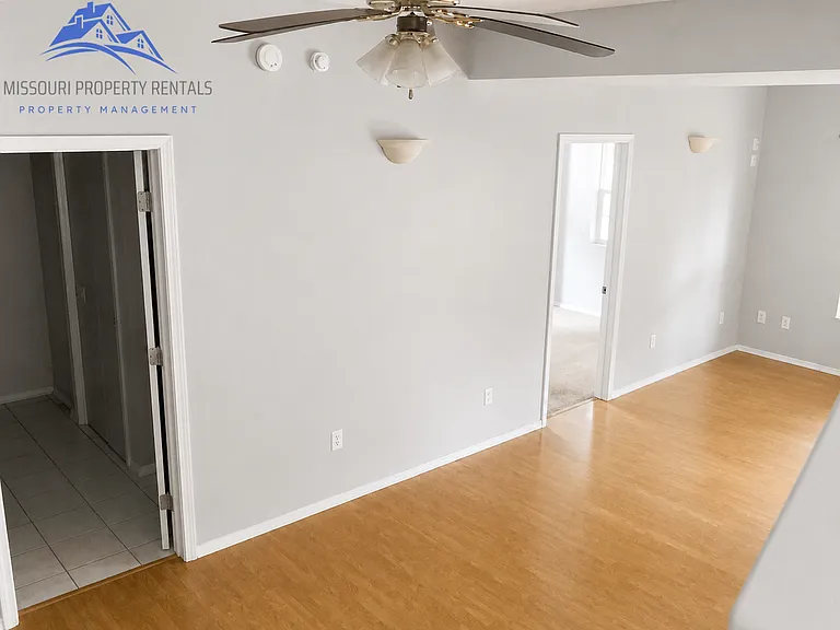 216 Spring Meadows Pkwy — Photo 16