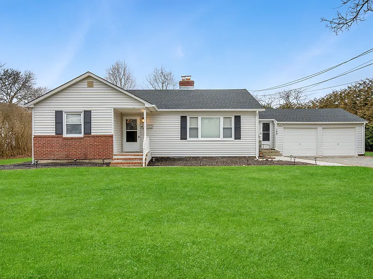 149 David Whites Ln — Photo 1