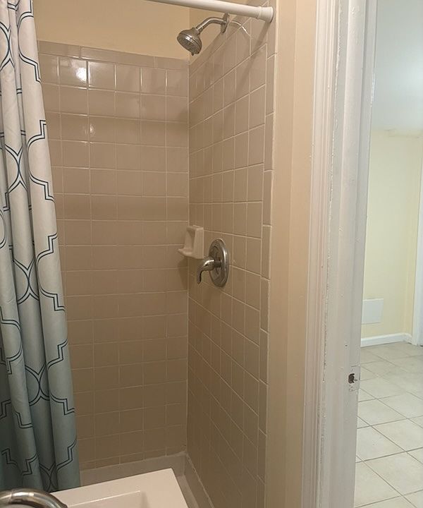 1st image of 4620 12th St NE