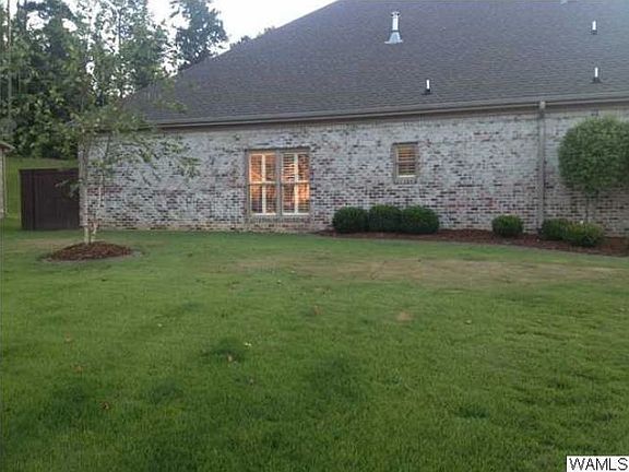 4th image of 25 Signal Hill Cir