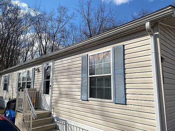 3rd image of 6222 Rick St