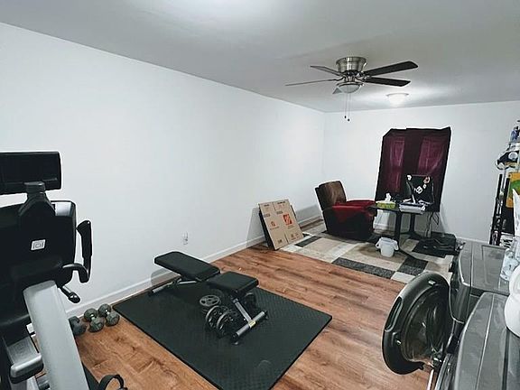 5th image of 603 W Link St