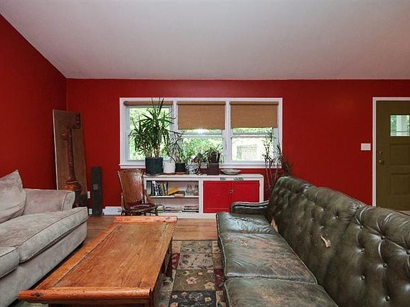 5th image of 25 Greenside St