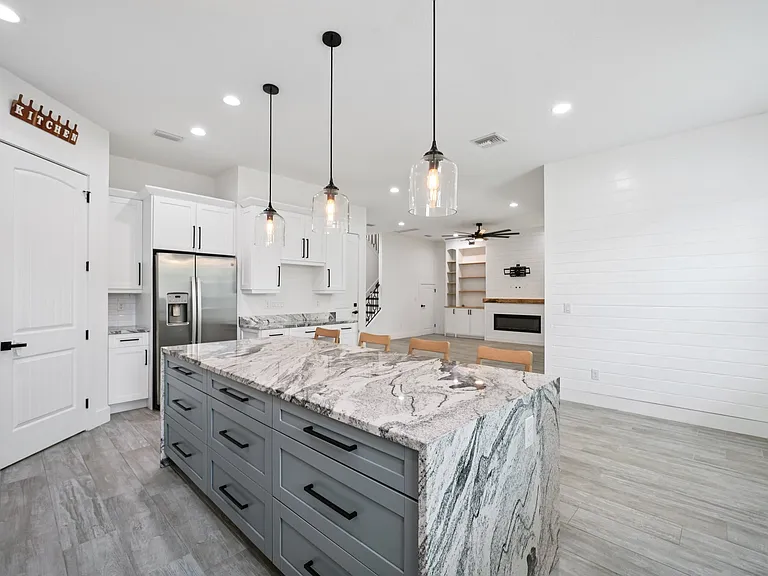 328 W Frierson Ave #1 — Photo 24