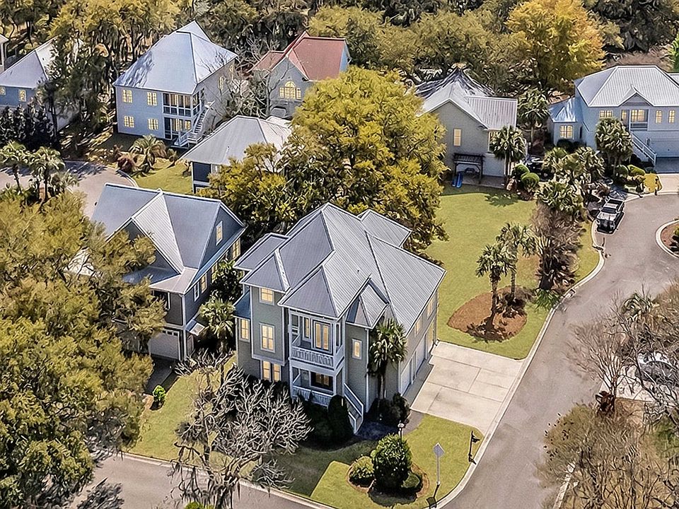 1st image of 16 Orchard Ave.