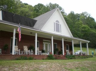 868 Big Bean Hollow Rd, Belvidere, TN 37306