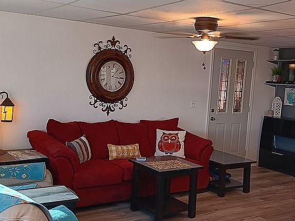 2nd image of 5424 E Arbor Ave