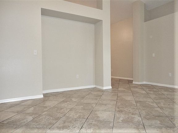 3rd image of 18239 Collridge Dr