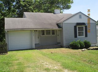 2104 S Carolina St, Louisiana, MO 63353