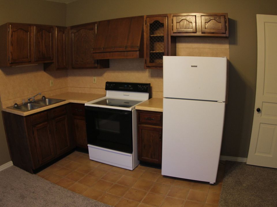 2nd image of 1039 Vermont St #B