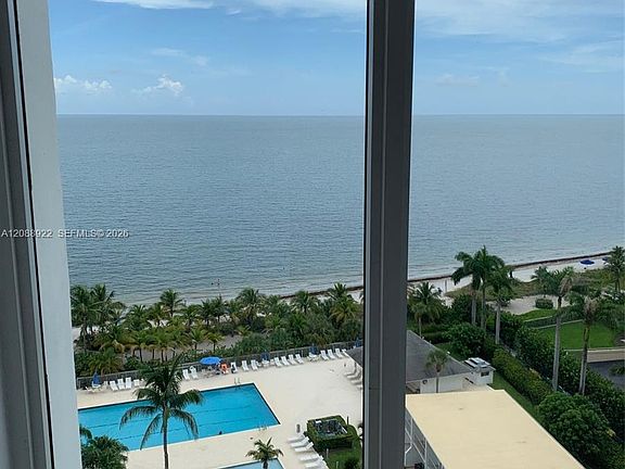 5th image of 881 Ocean Dr APT 12C