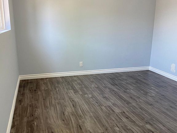 5th image of 1033-1035 W 107th St #4D