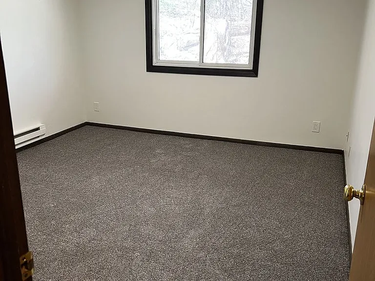 Spartan Drive Apartments — Photo 11