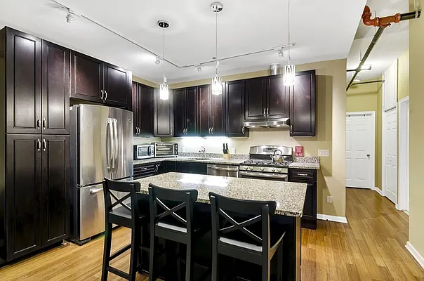 Rented by REAL New York | media 14