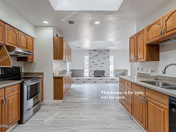 2nd image of 2216 W Anderson Ave