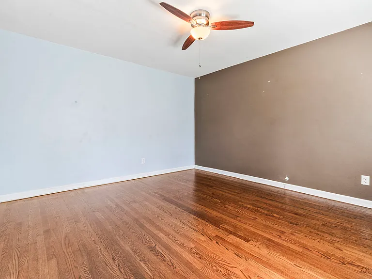 1326 Pinetree Rd — Photo 22