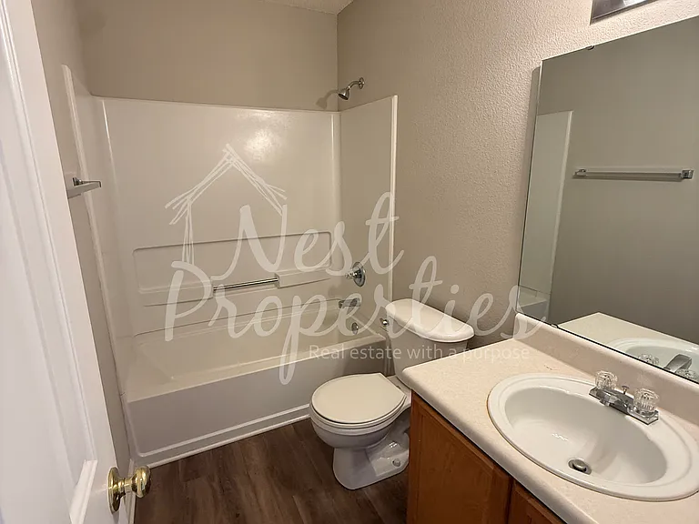 427 Kingston Trace Rd — Photo 4