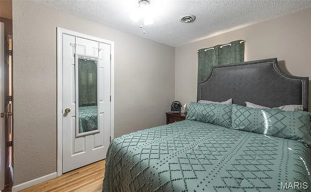 3 bed, 1232 sqft, $1,100 — Photo 4