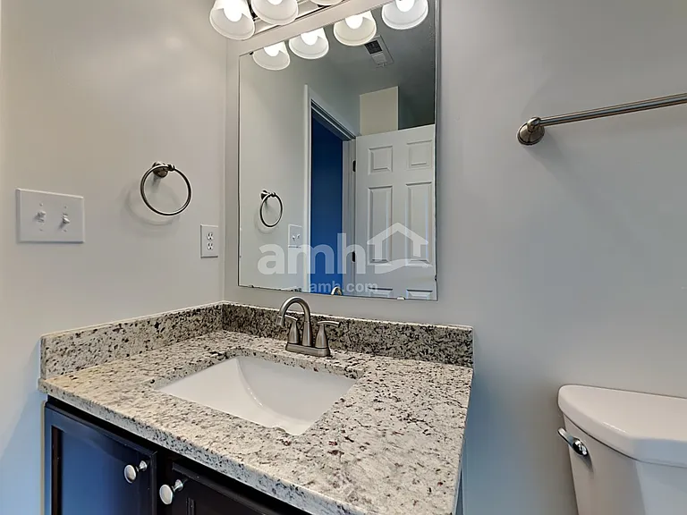 906 Northwich Ave — Photo 17