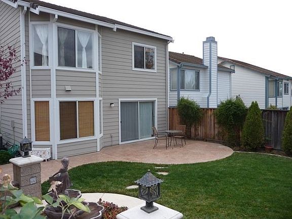 2nd image of 2253 Lynwood Ter