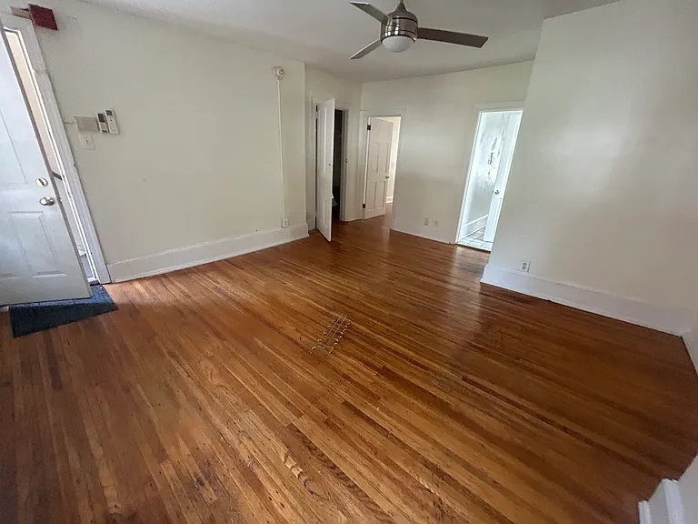 4133 Ridge Ave #4 — Photo 6