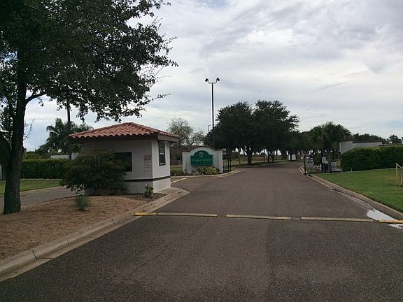 2nd image of 3906 Santo Cielo St