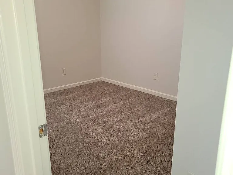 363 Greystone Pkwy — Photo 10