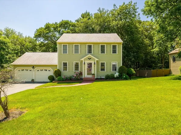 46 Hillando Dr, Shrewsbury, MA 01545