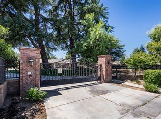 984 Riordan Ave, Clovis, CA 93619