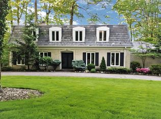 175 Aspenwood Dr, Moreland Hills, OH 44022