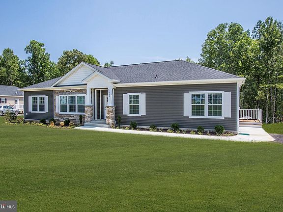 4th image of 133 Hickory Hill Overlook Ct