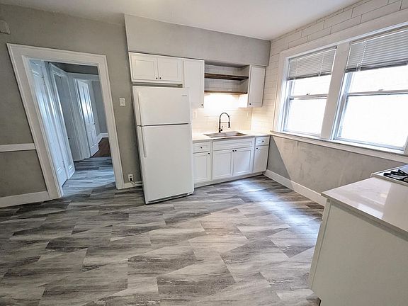 4th image of 5015-5017 Mardel Ave Unit 5015