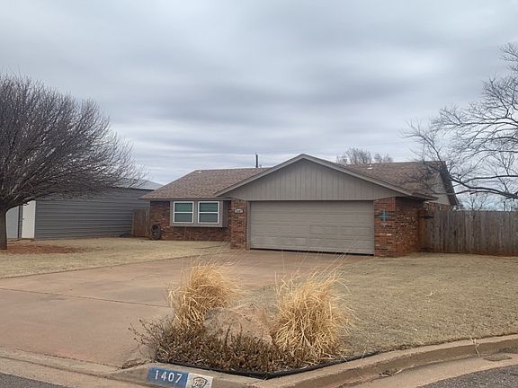2nd image of 1407 Beth Ct