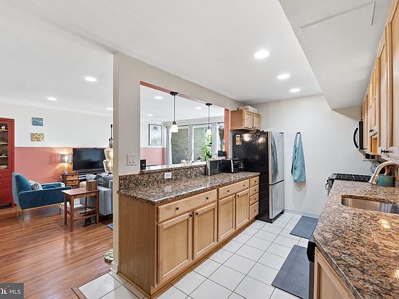2nd image of 7541 Spring Lake Dr APT B2