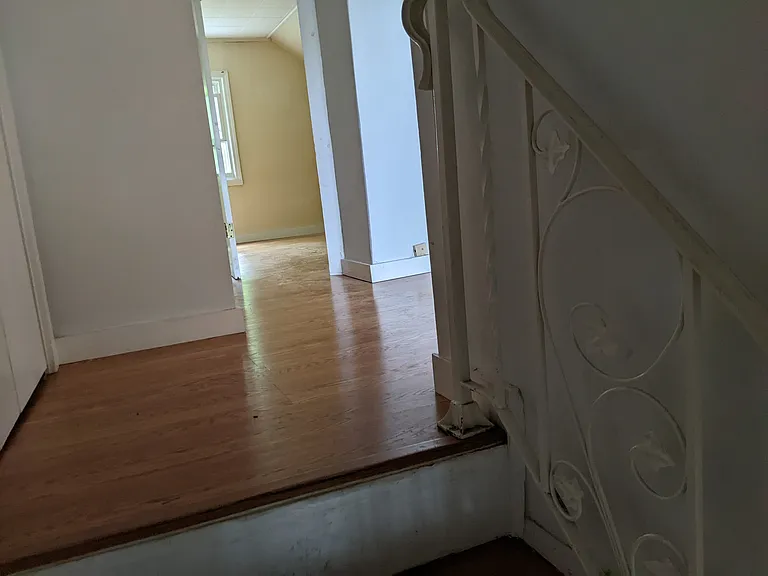 46 Park Avenue Ext — Photo 4